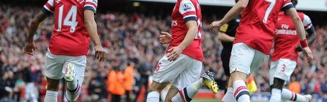  热刺防线送礼不断，利兹联逆转取胜终结五轮不胜  