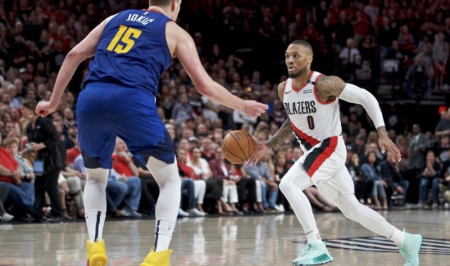  湖人险胜勇士，晋级总决赛在望  