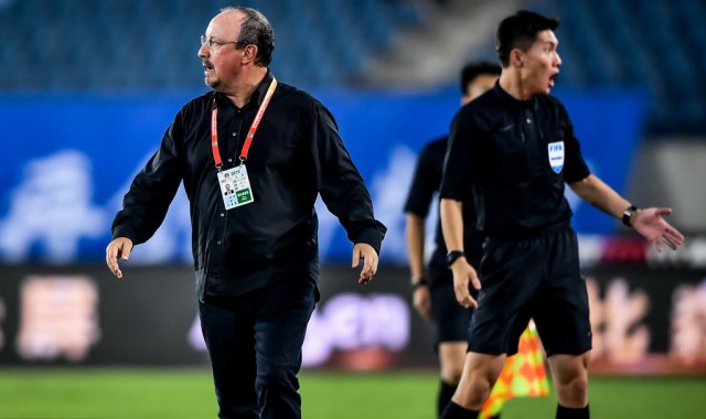  恩波利主场奏凯，中场核心传射主导比赛走势