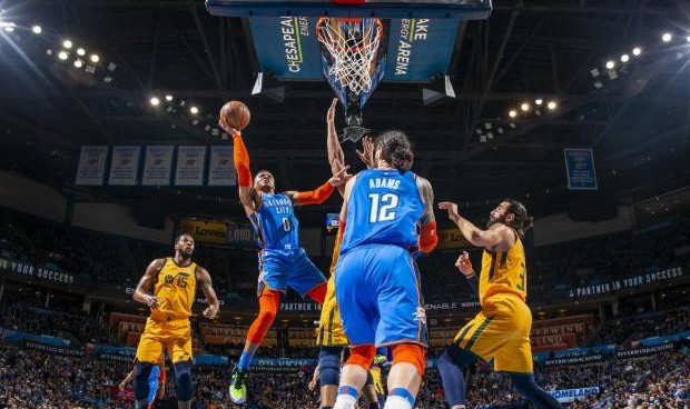  亚历山大全面发挥，雷霆主场击败爵士