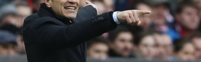  法兰克福主帅赛后批评裁判尺度  