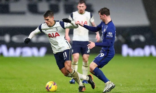  佛罗伦萨队长重伤缺阵，球队遭遇三连败危机  