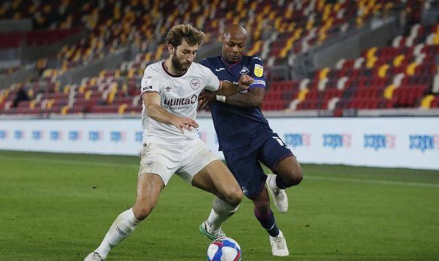  布伦特福德客场逼平曼城，拉斯穆森头槌扳平比分